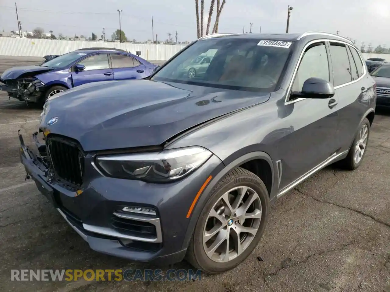 2 Photograph of a damaged car 5UXCR6C59KLL11164 BMW X5 2019
