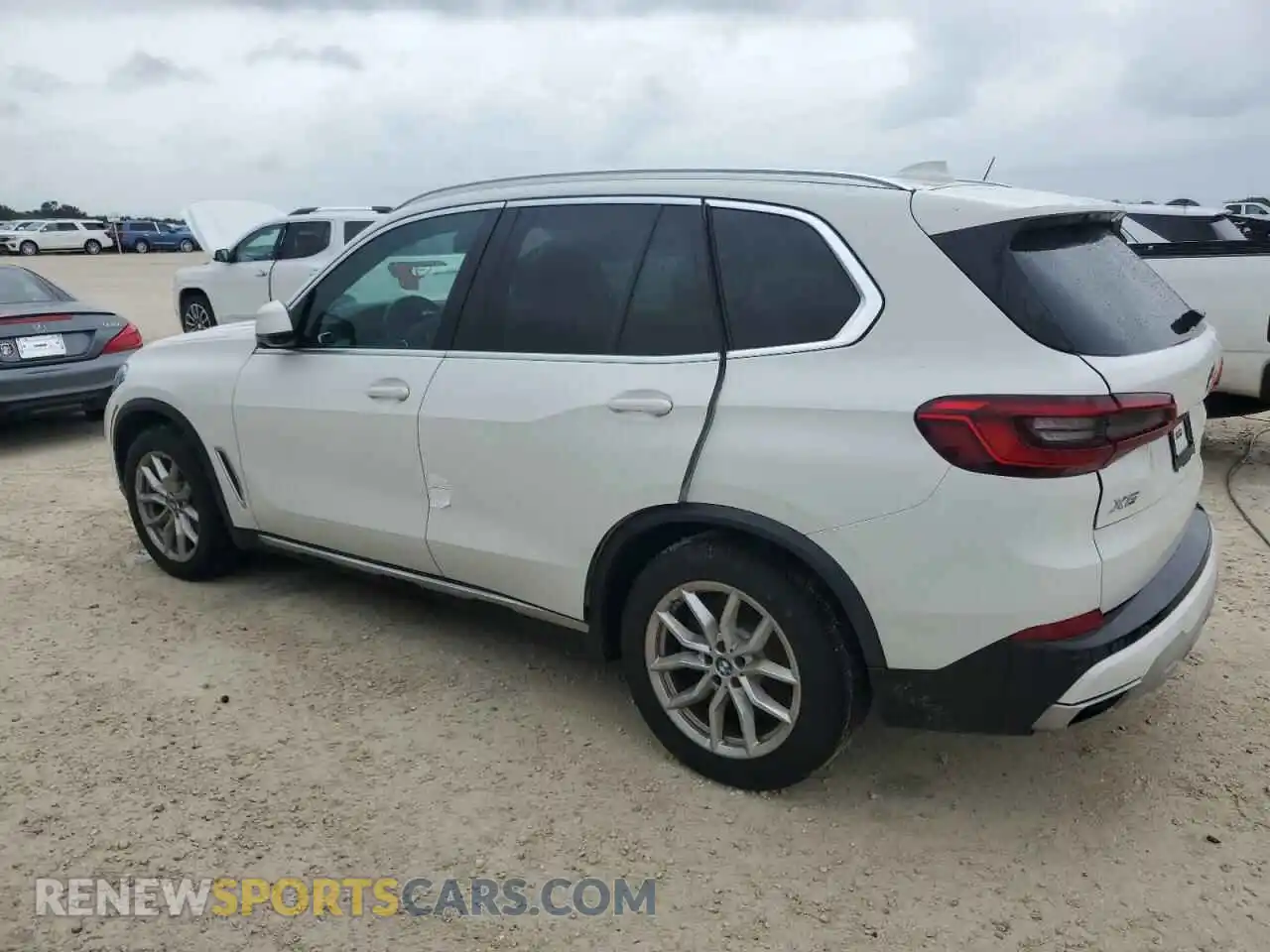 2 Photograph of a damaged car 5UXCR6C59KLL61045 BMW X5 2019