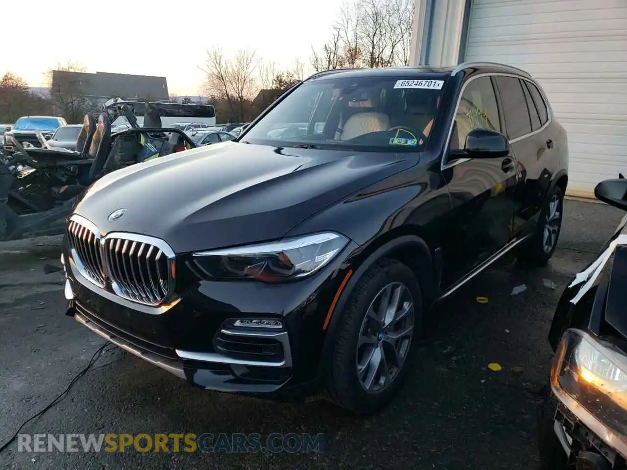 2 Photograph of a damaged car 5UXCR6C59KLL64494 BMW X5 2019