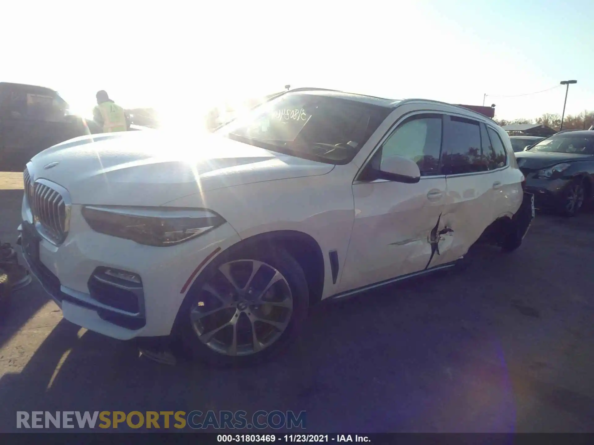 2 Photograph of a damaged car 5UXCR6C5XKLL02702 BMW X5 2019