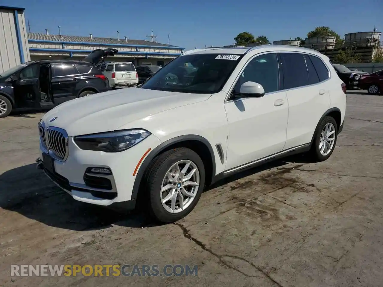 1 Photograph of a damaged car 5UXCR6C5XKLL03915 BMW X5 2019