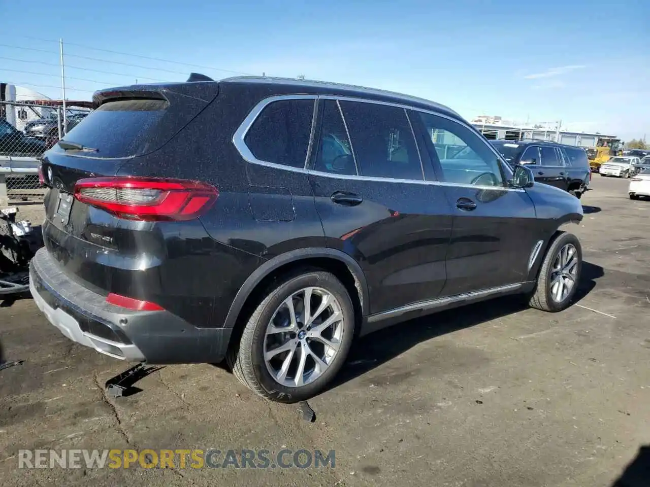 3 Photograph of a damaged car 5UXCR6C5XKLL09679 BMW X5 2019