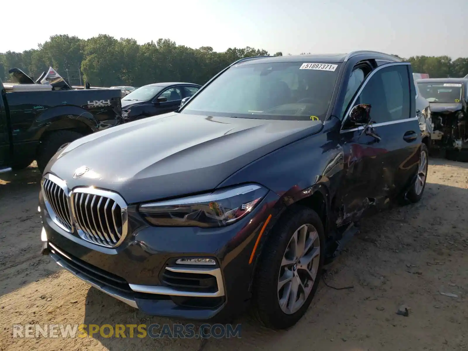 2 Photograph of a damaged car 5UXCR6C5XKLL13182 BMW X5 2019