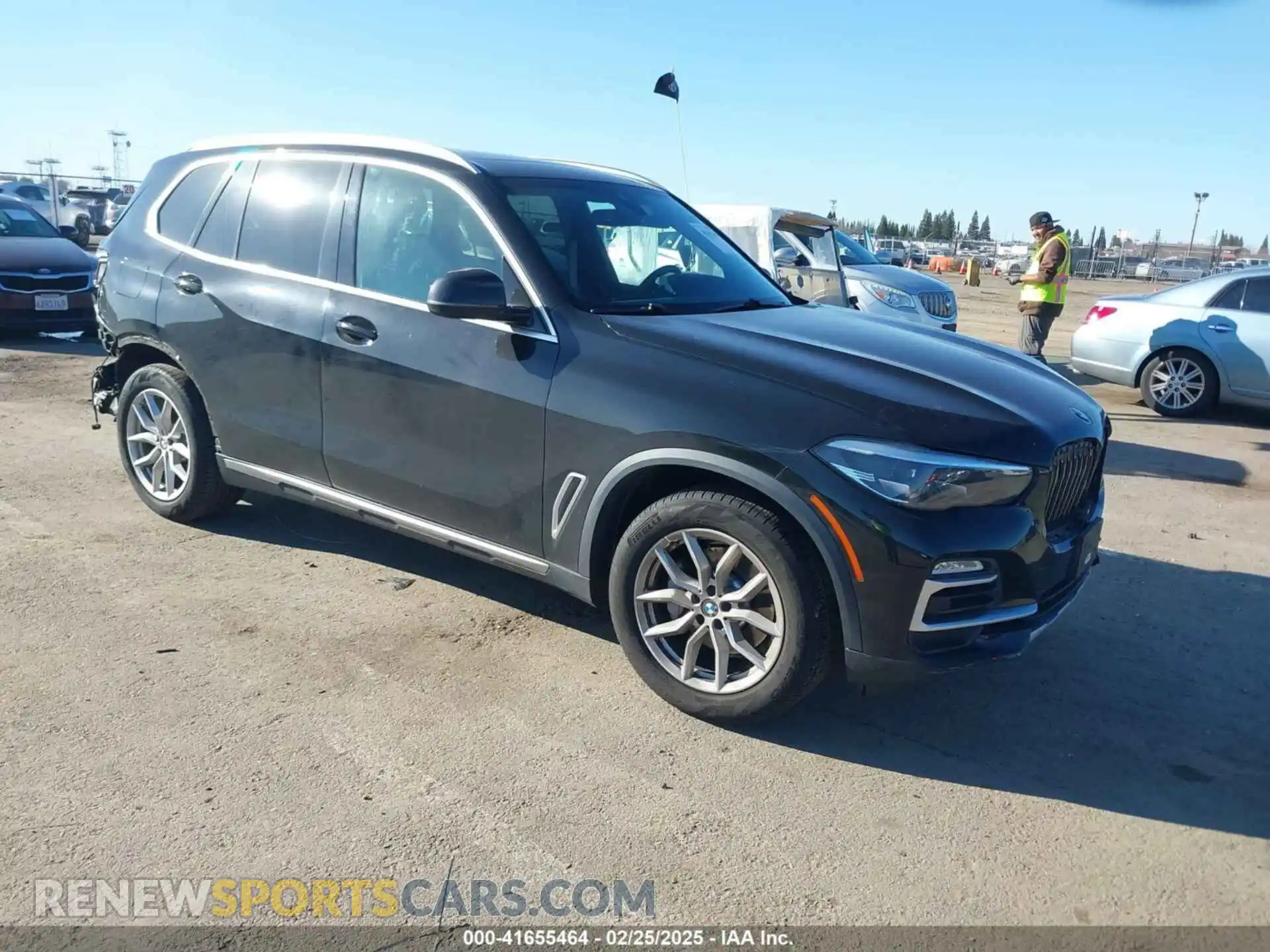1 Photograph of a damaged car 5UXCR6C5XKLL39913 BMW X5 2019