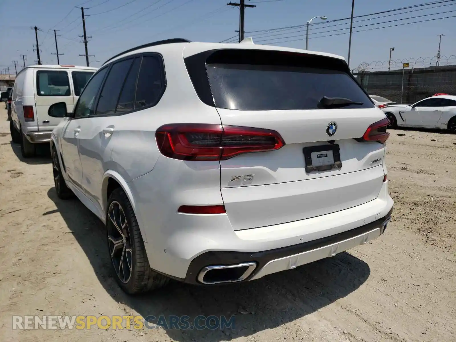 3 Photograph of a damaged car 5UXCR6C5XKLL62463 BMW X5 2019