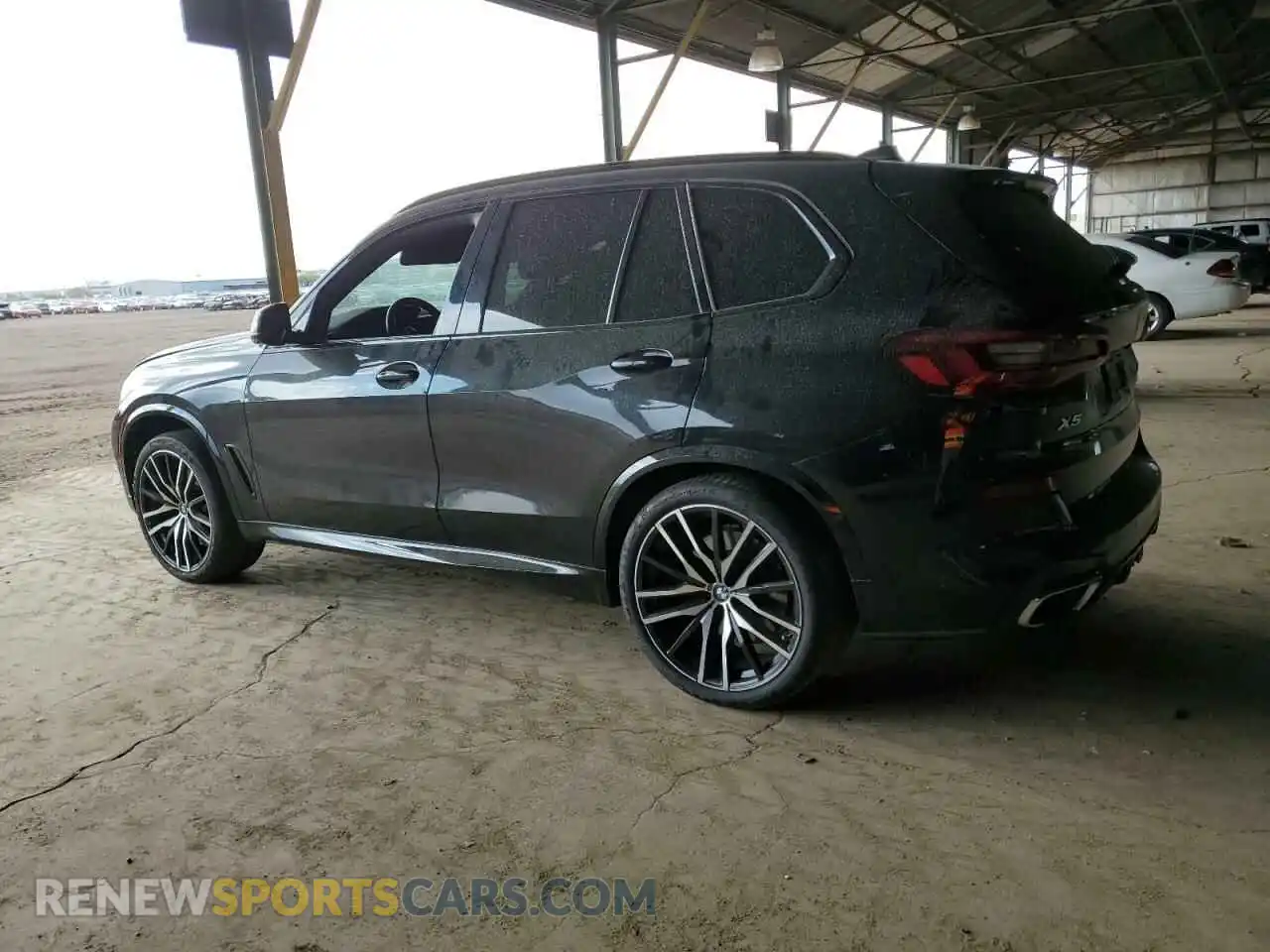 2 Photograph of a damaged car 5UXJU2C53KLN64107 BMW X5 2019