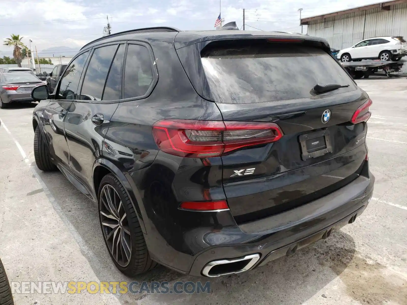 3 Photograph of a damaged car 5UXJU2C57KLN66054 BMW X5 2019