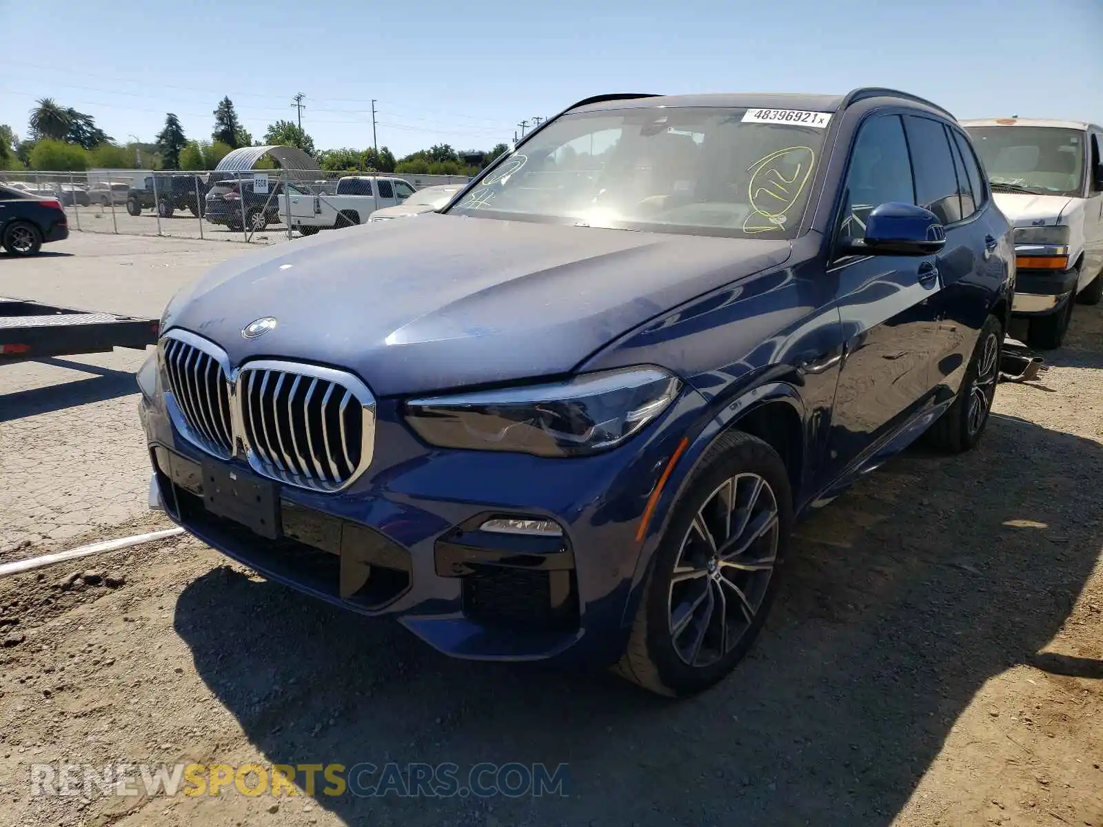 2 Photograph of a damaged car 5UXJU2C58KLN65477 BMW X5 2019