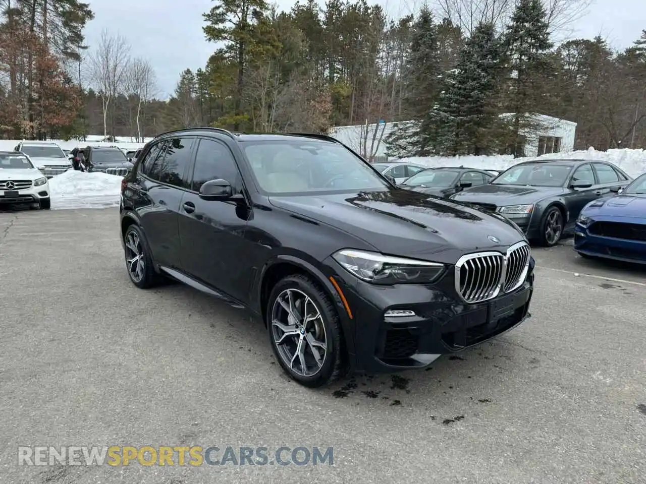 2 Photograph of a damaged car 5UXJU2C59KLN66119 BMW X5 2019