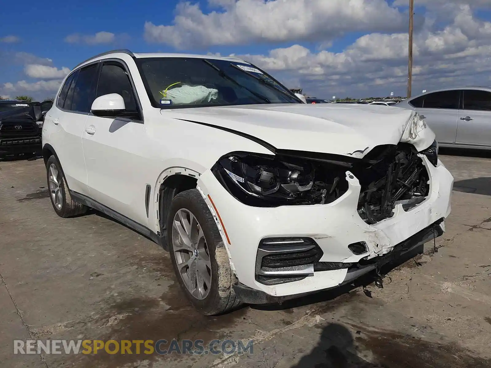 1 Photograph of a damaged car 5UXCR4C00L9B09307 BMW X5 2020