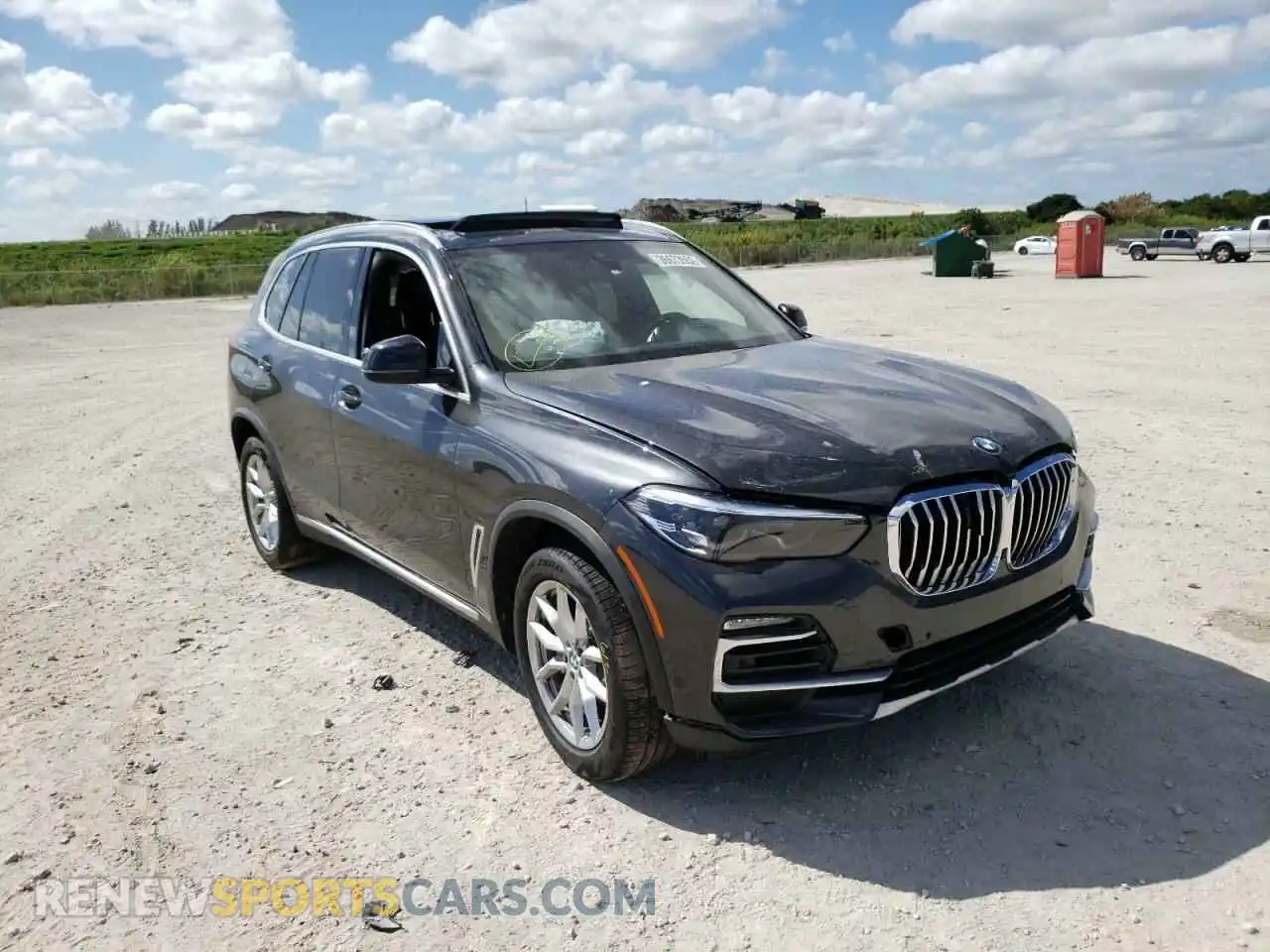 1 Photograph of a damaged car 5UXCR4C00L9B32585 BMW X5 2020