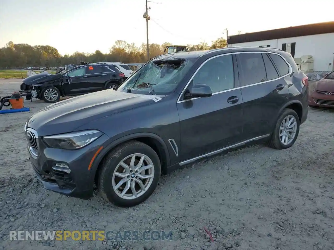 1 Photograph of a damaged car 5UXCR4C00L9B99641 BMW X5 2020