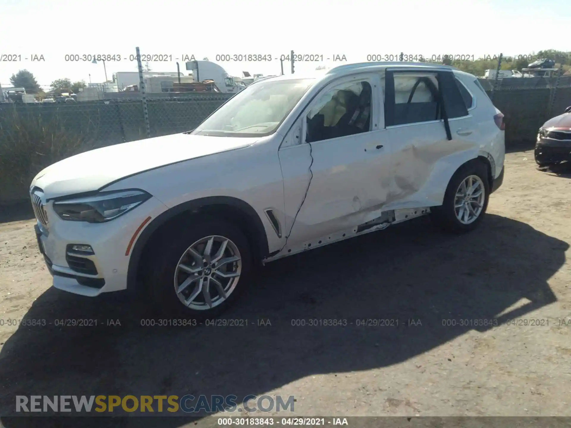 2 Photograph of a damaged car 5UXCR4C00L9C18575 BMW X5 2020