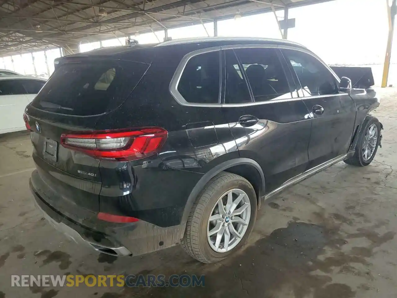 3 Photograph of a damaged car 5UXCR4C00LLW64838 BMW X5 2020
