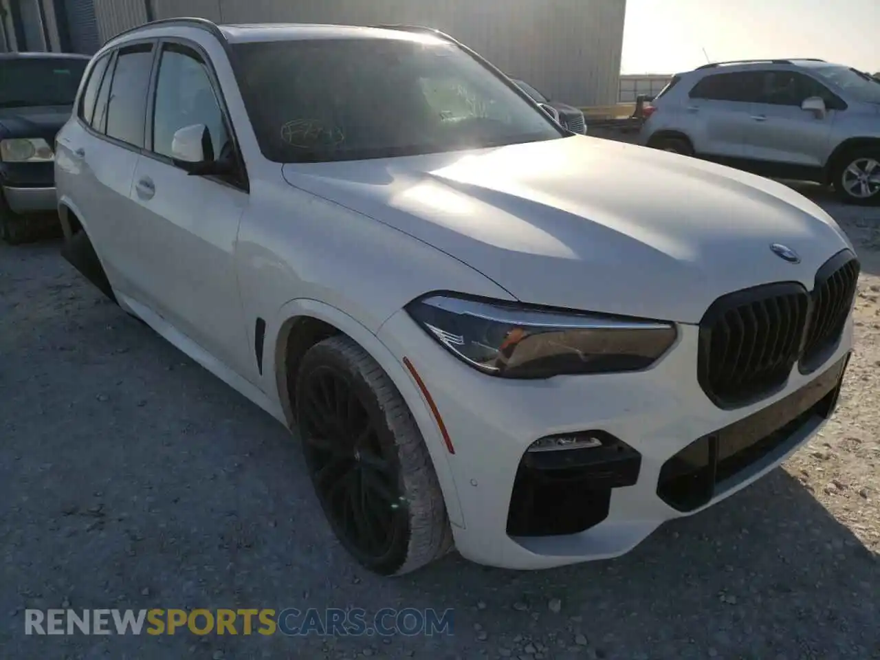 1 Photograph of a damaged car 5UXCR4C00LLW64970 BMW X5 2020