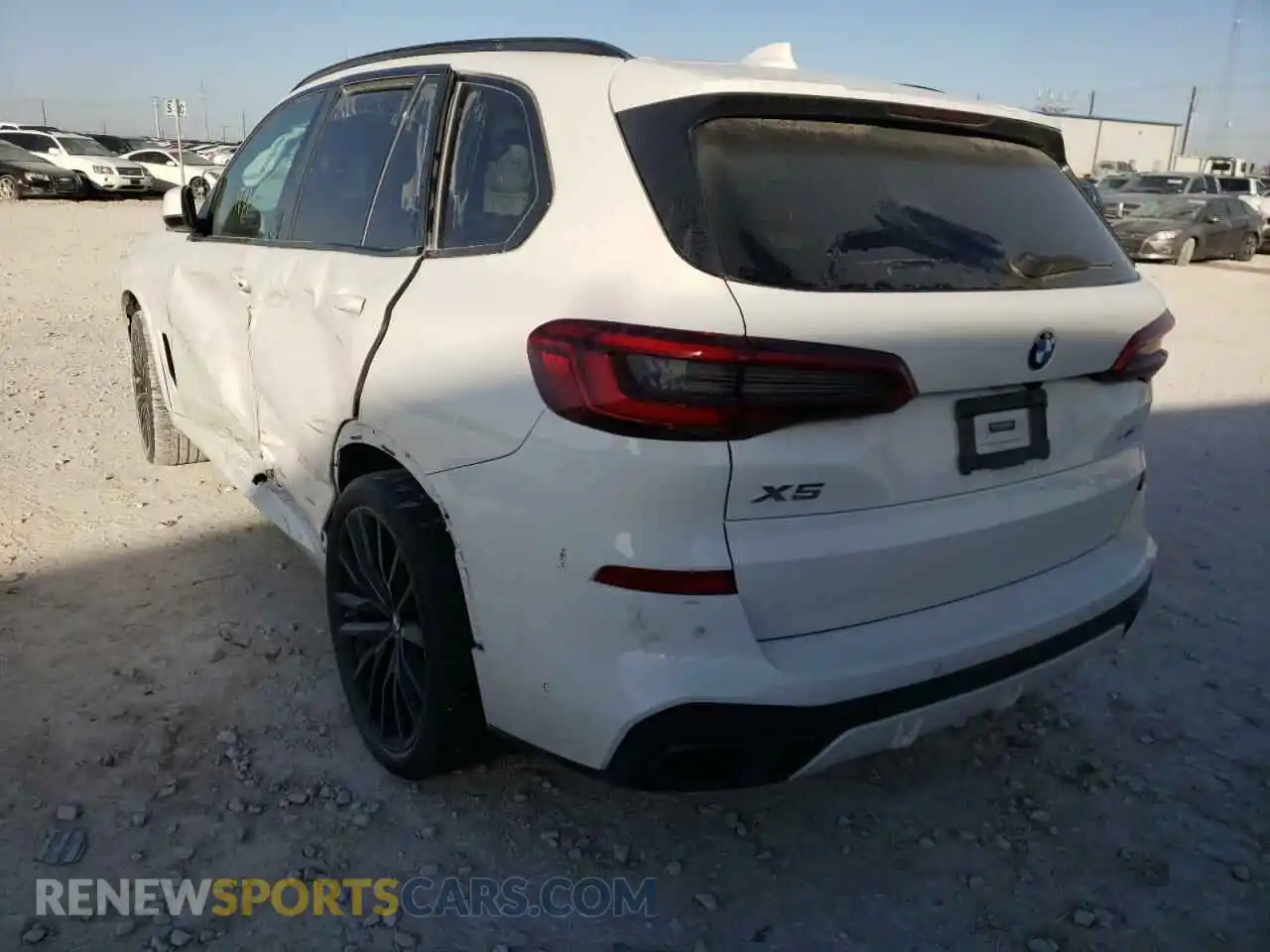 3 Photograph of a damaged car 5UXCR4C00LLW64970 BMW X5 2020