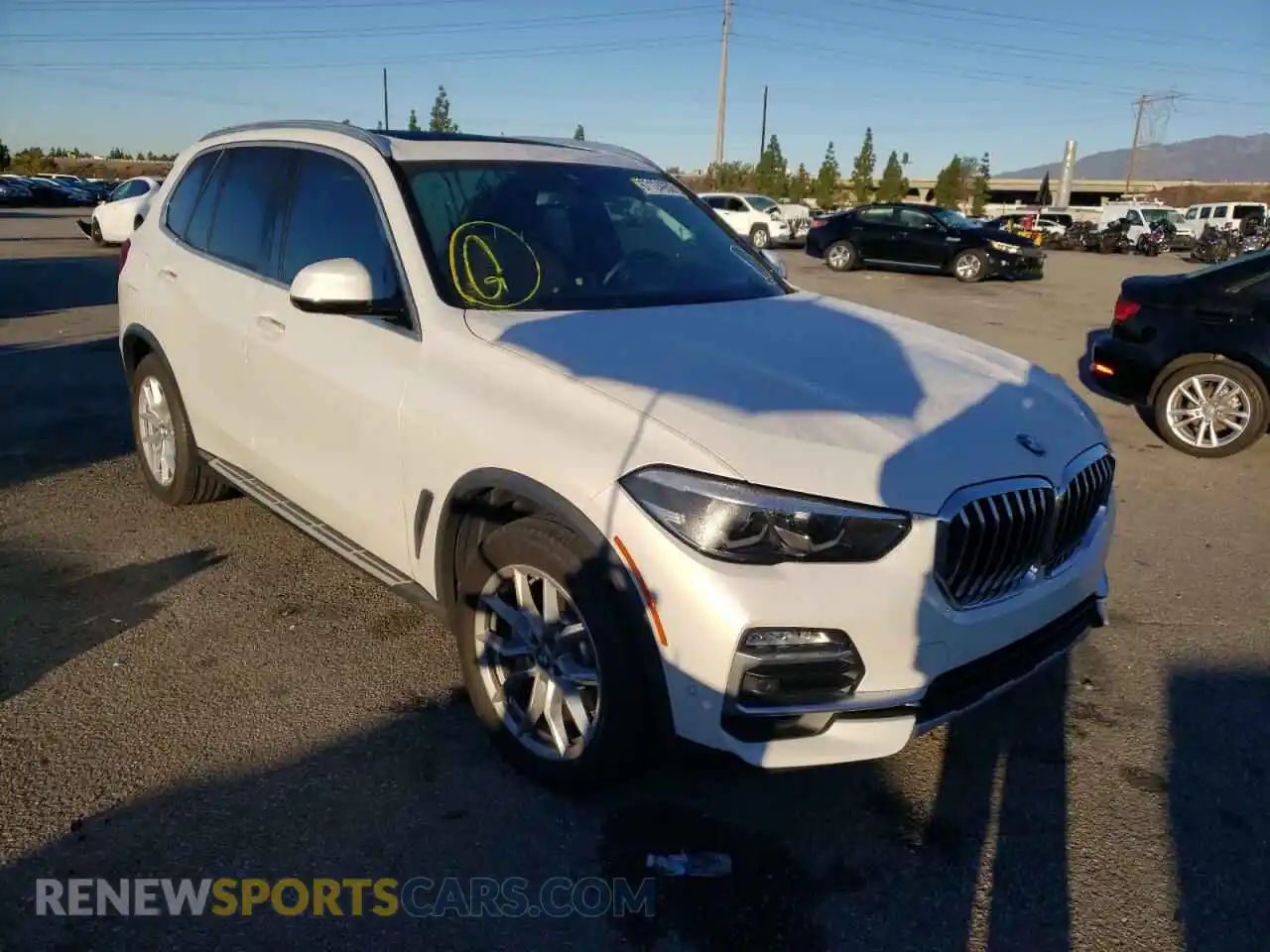 1 Photograph of a damaged car 5UXCR4C01L9C07553 BMW X5 2020