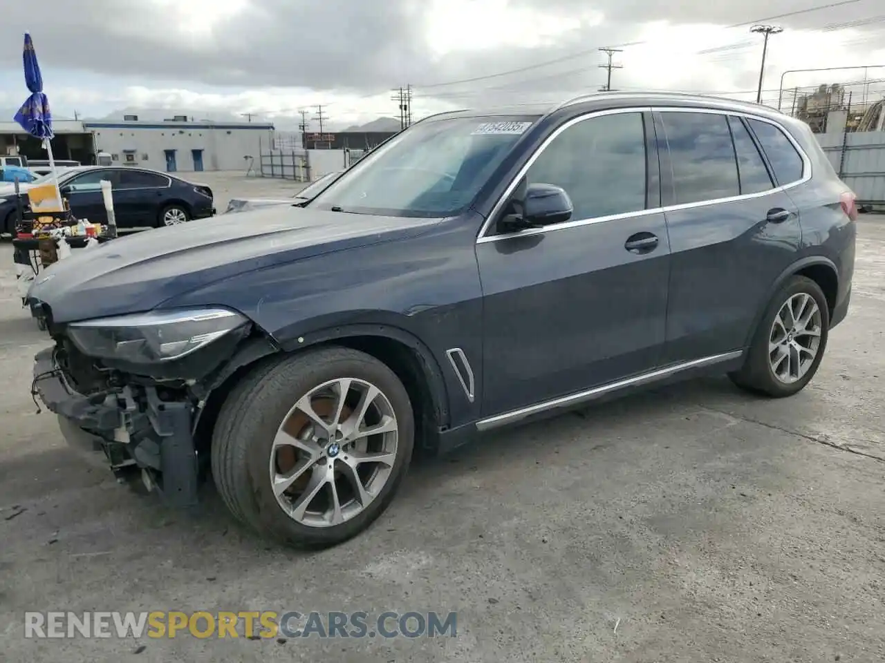 1 Photograph of a damaged car 5UXCR4C02L9B89483 BMW X5 2020