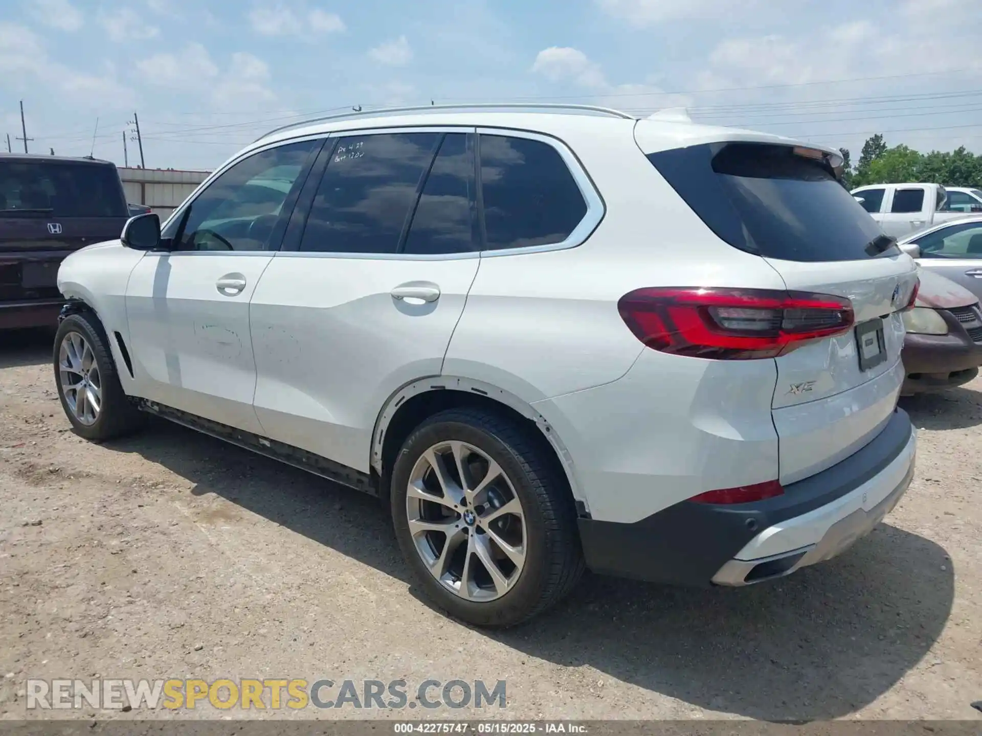 3 Фотография поврежденного автомобиля 5UXCR4C03L9C35144 BMW X5 2020