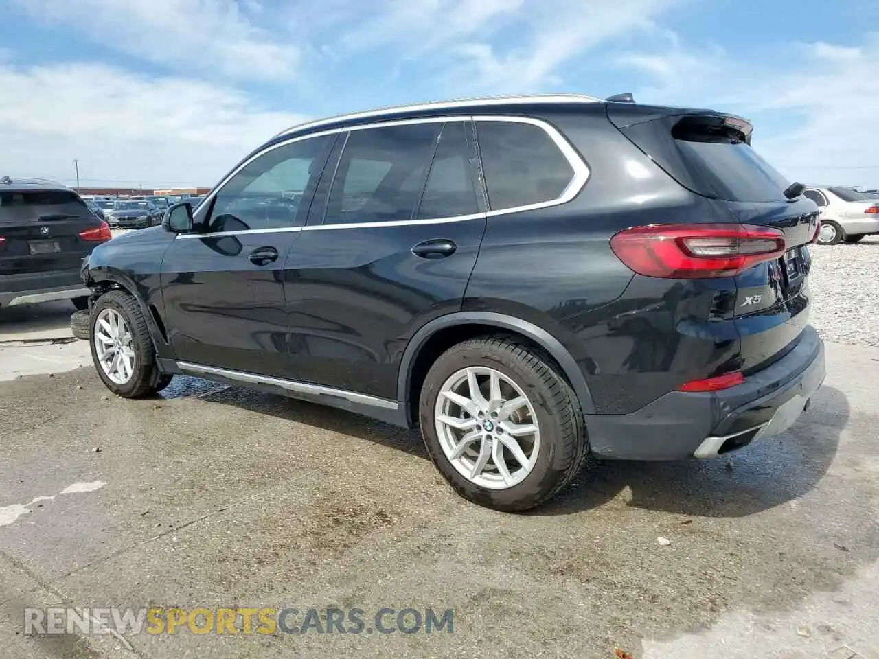 2 Photograph of a damaged car 5UXCR4C05L9C18300 BMW X5 2020