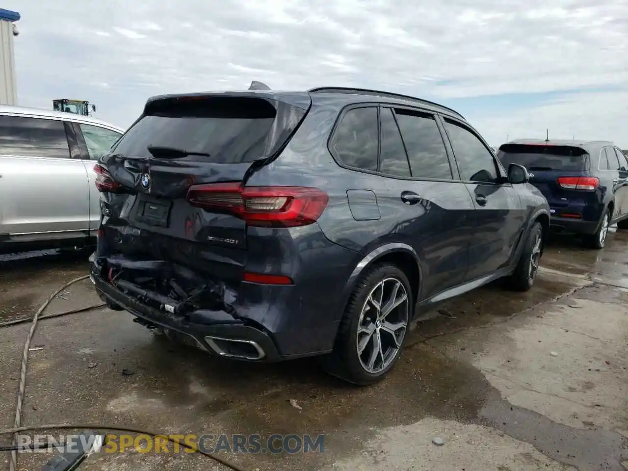3 Photograph of a damaged car 5UXCR4C05L9D34452 BMW X5 2020