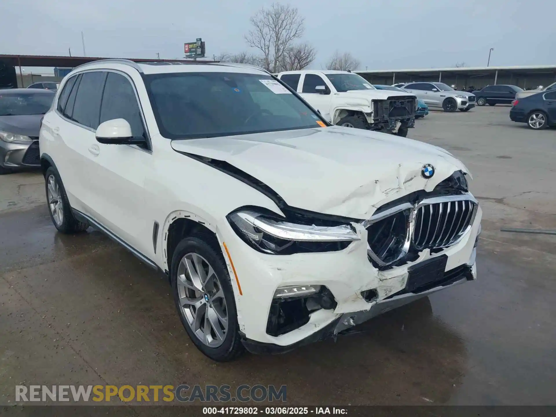 1 Photograph of a damaged car 5UXCR4C07L9C72634 BMW X5 2020