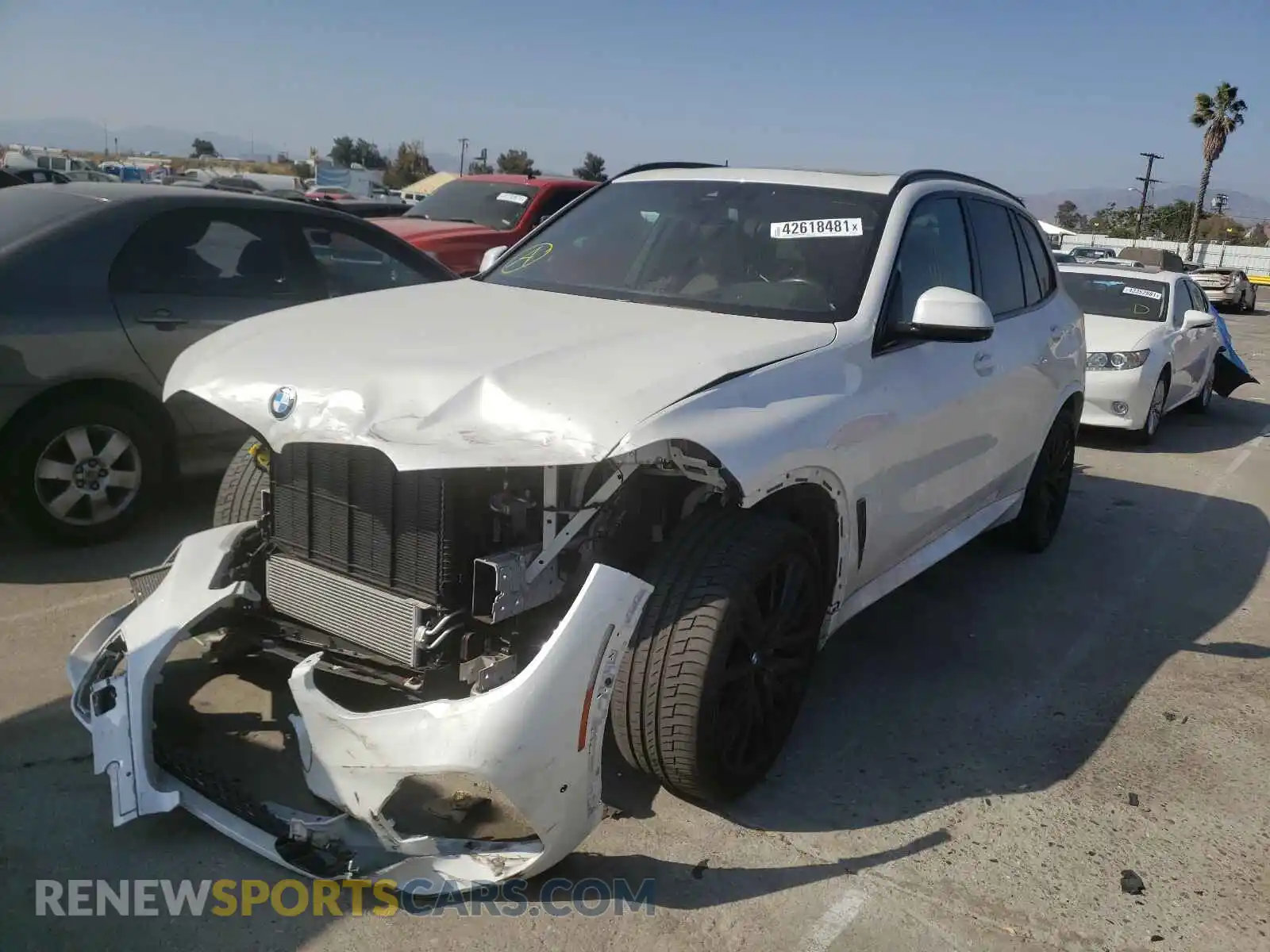 2 Photograph of a damaged car 5UXCR4C07LLW64562 BMW X5 2020