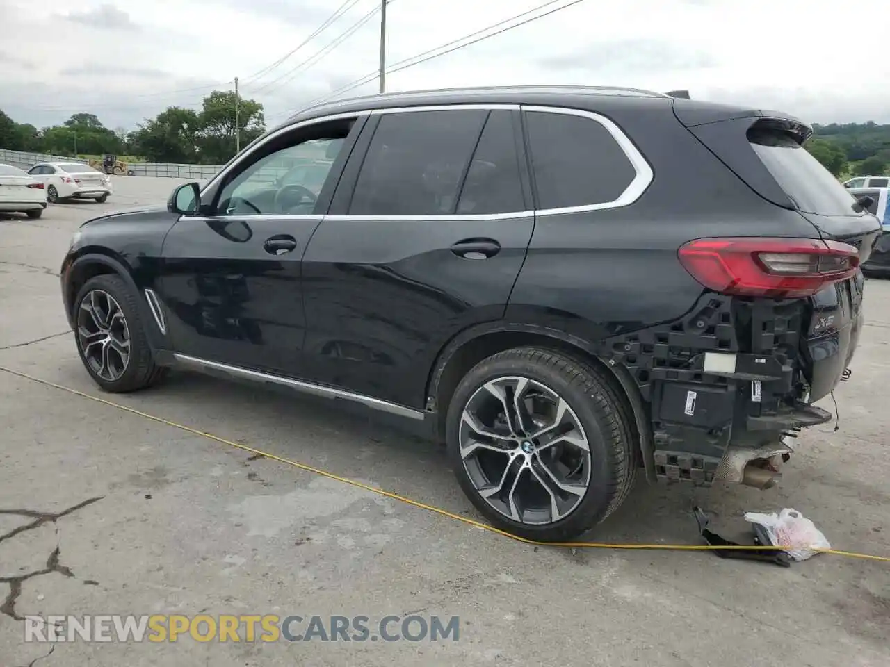 2 Photograph of a damaged car 5UXCR4C08L9B21821 BMW X5 2020