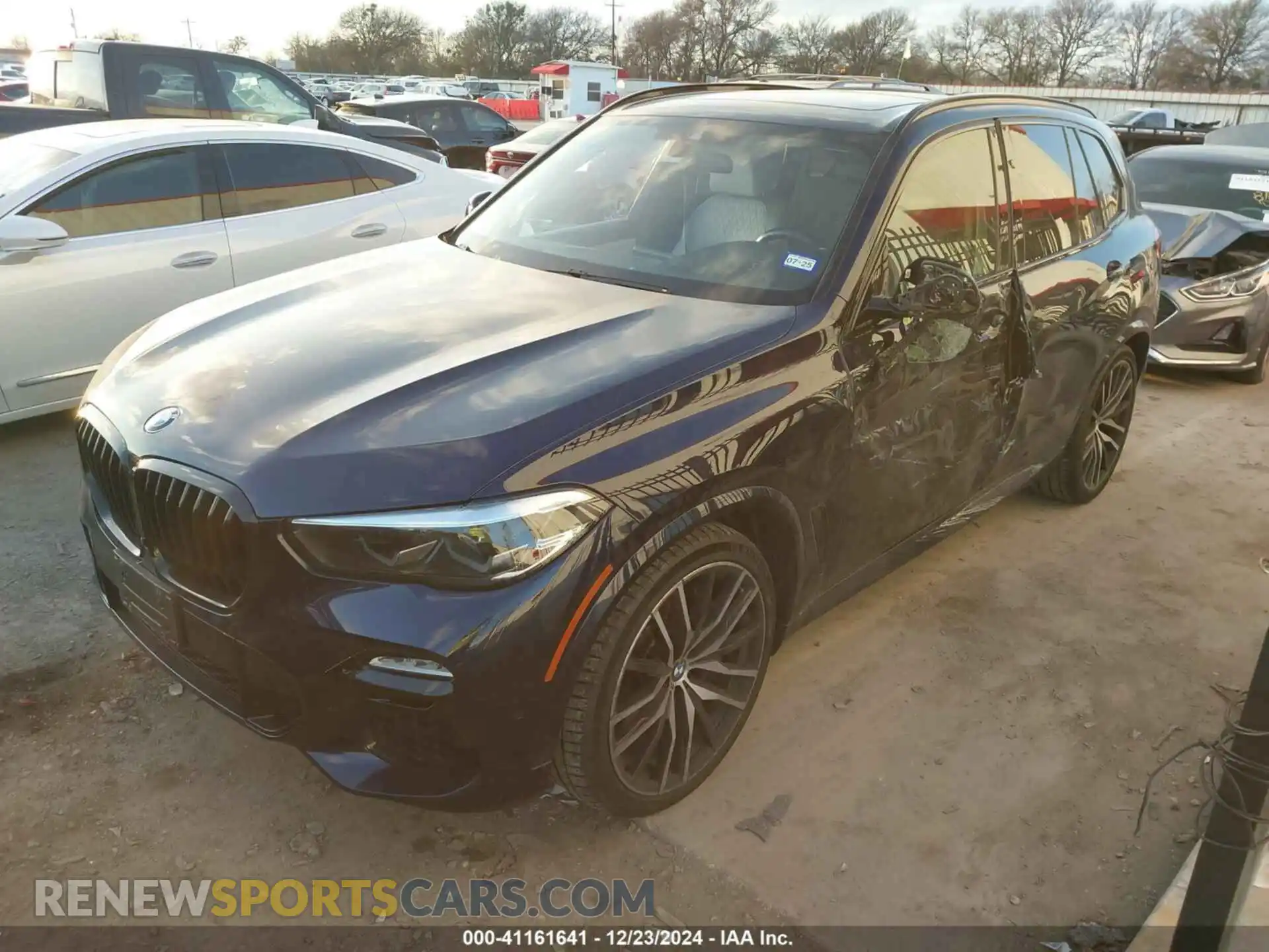 2 Photograph of a damaged car 5UXCR4C08L9D17743 BMW X5 2020