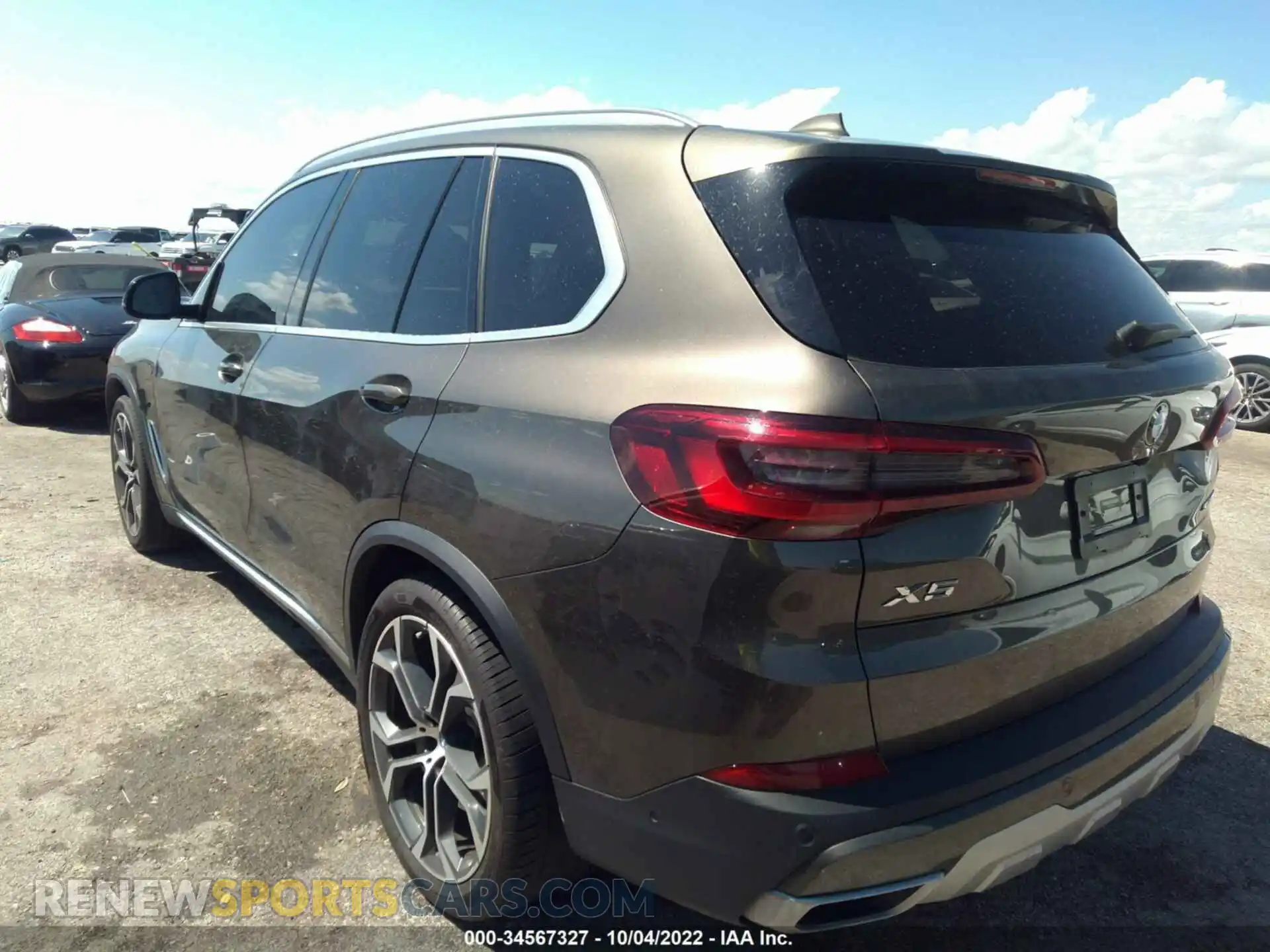 3 Photograph of a damaged car 5UXCR4C09L9C31731 BMW X5 2020