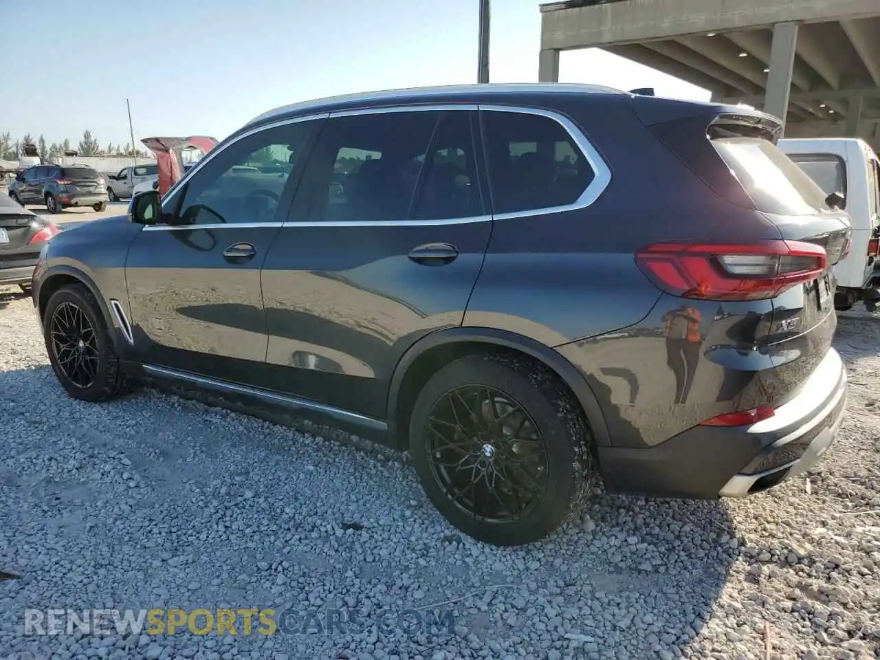 2 Photograph of a damaged car 5UXCR4C0XL9C12704 BMW X5 2020