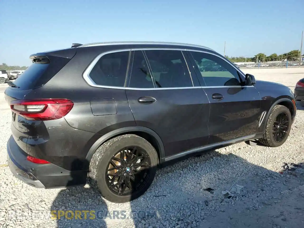 3 Photograph of a damaged car 5UXCR4C0XL9C12704 BMW X5 2020