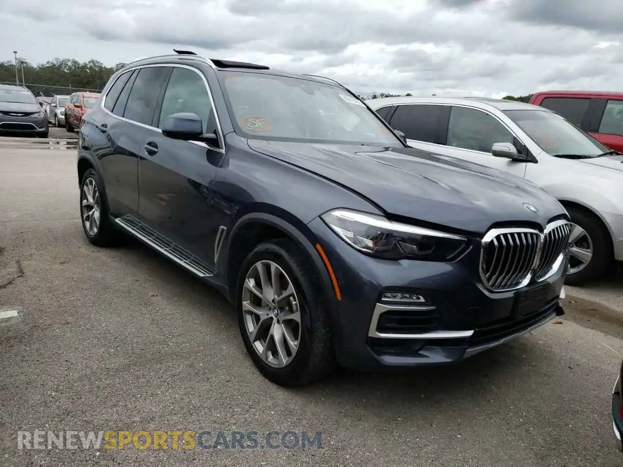 1 Photograph of a damaged car 5UXCR6C00L9B13594 BMW X5 2020