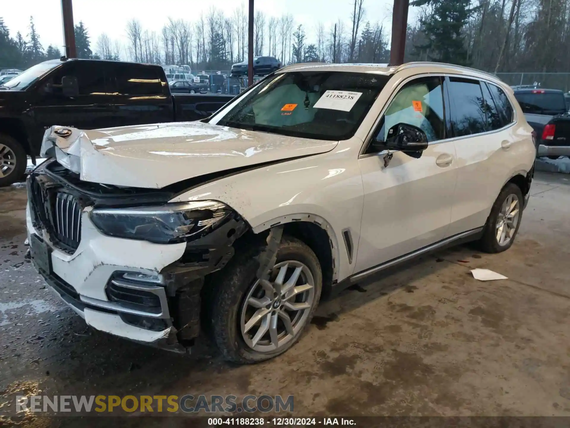 2 Photograph of a damaged car 5UXCR6C00L9C61745 BMW X5 2020