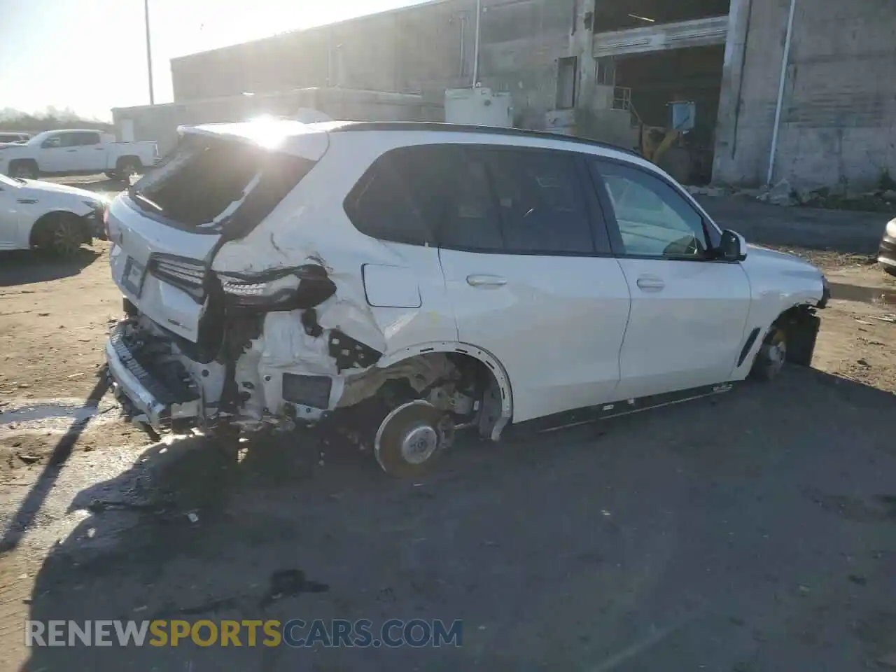3 Photograph of a damaged car 5UXCR6C01L9C93989 BMW X5 2020