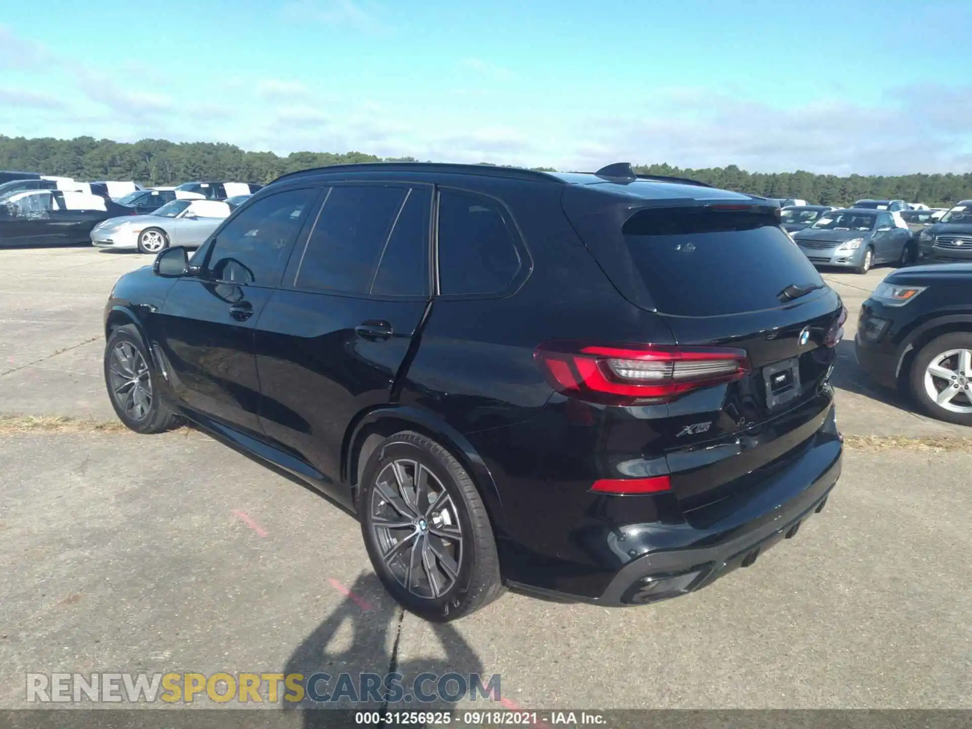 3 Photograph of a damaged car 5UXCR6C01L9D41684 BMW X5 2020