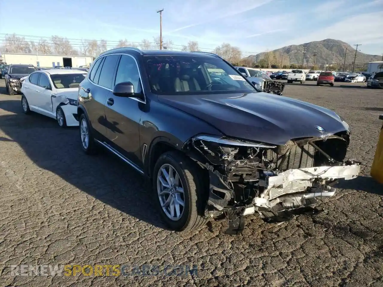 1 Photograph of a damaged car 5UXCR6C02L9D08564 BMW X5 2020