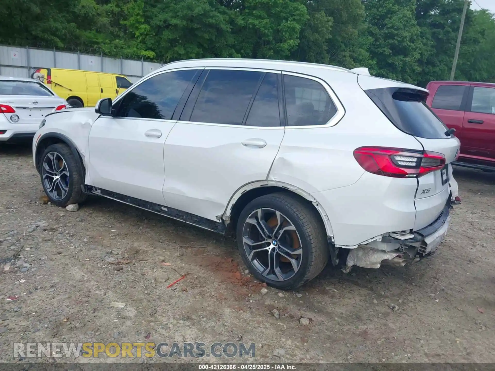 3 Photograph of a damaged car 5UXCR6C03L9B18871 BMW X5 2020