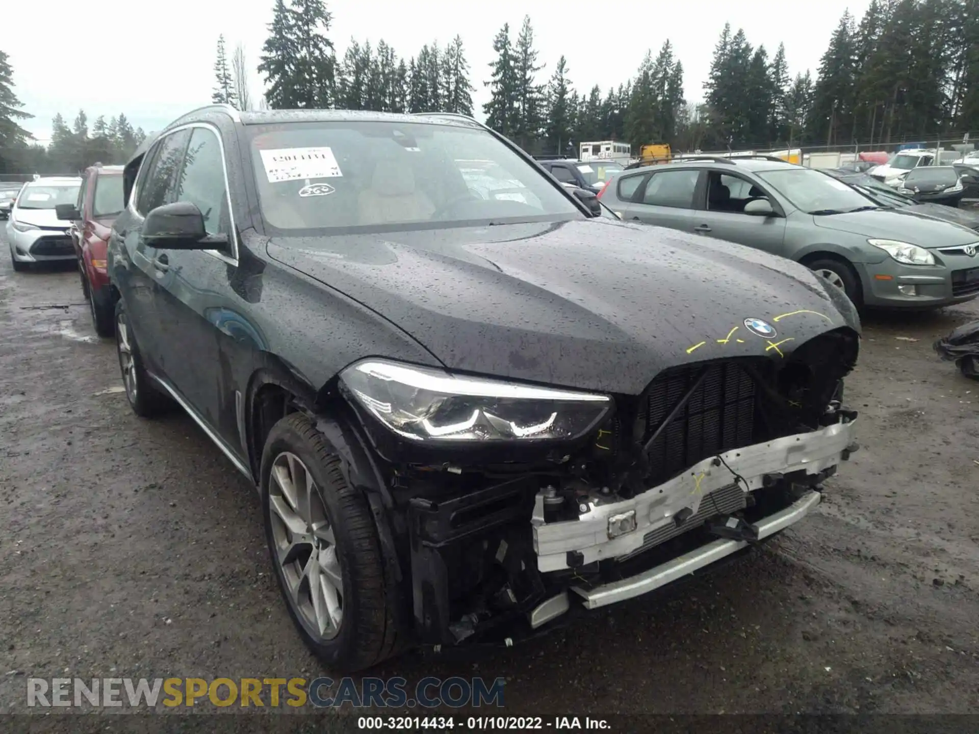 1 Photograph of a damaged car 5UXCR6C03L9B59405 BMW X5 2020