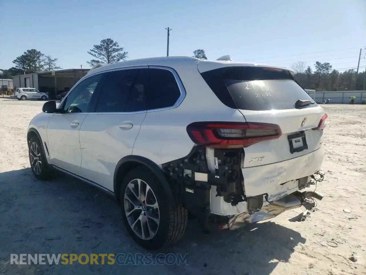 3 Photograph of a damaged car 5UXCR6C03L9C27931 BMW X5 2020