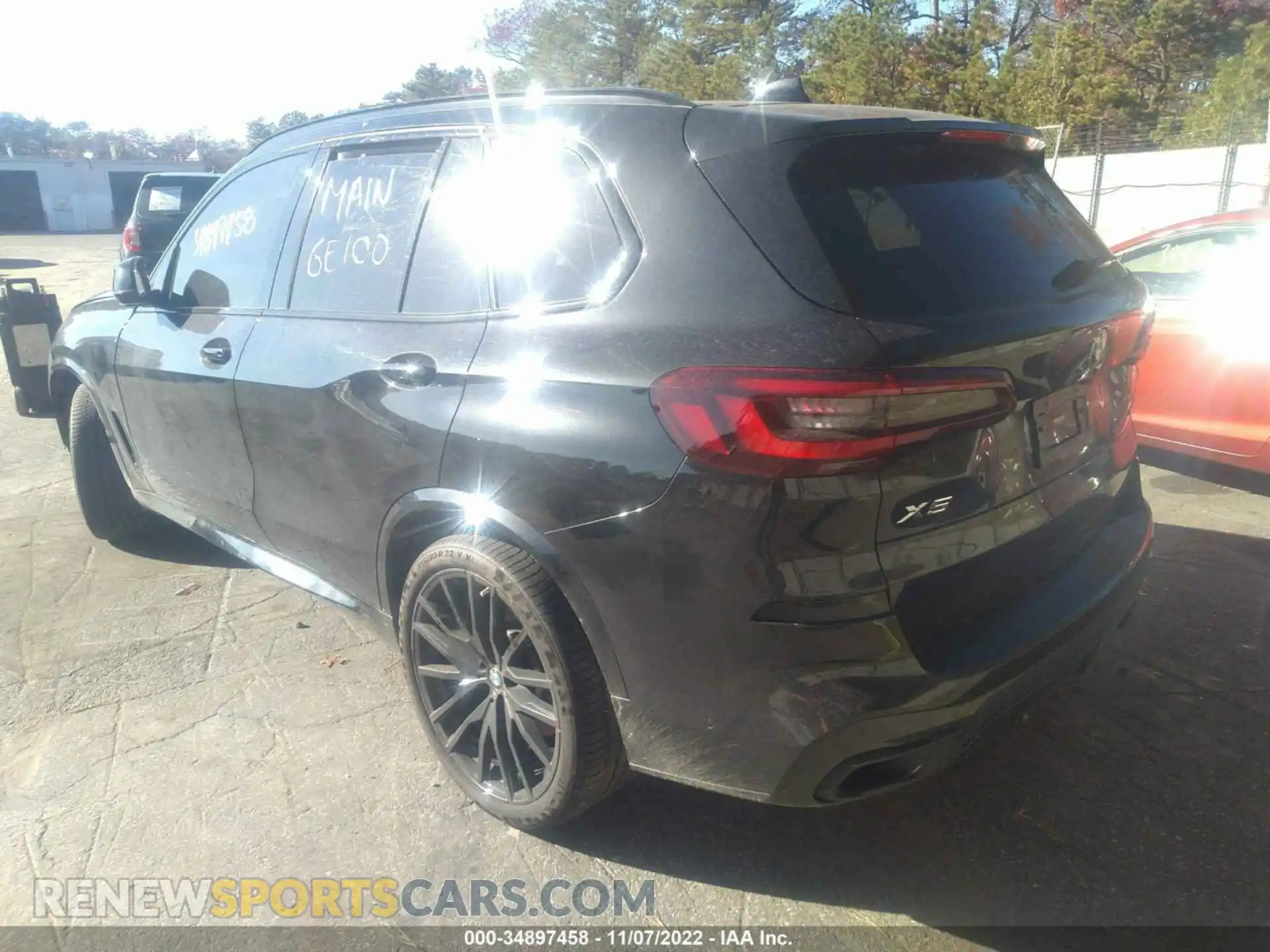 3 Photograph of a damaged car 5UXCR6C03L9C65580 BMW X5 2020