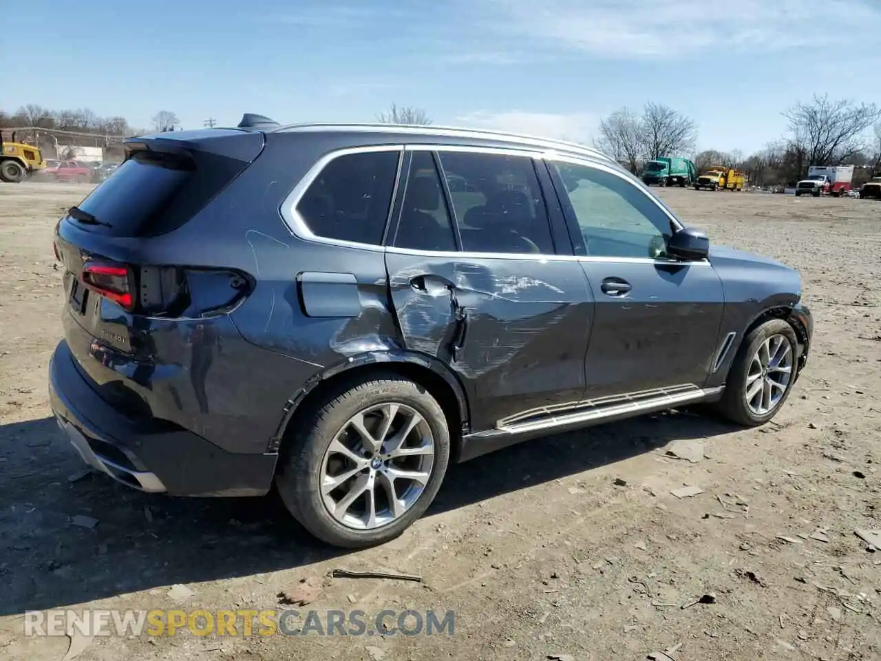 3 Photograph of a damaged car 5UXCR6C03L9D41590 BMW X5 2020