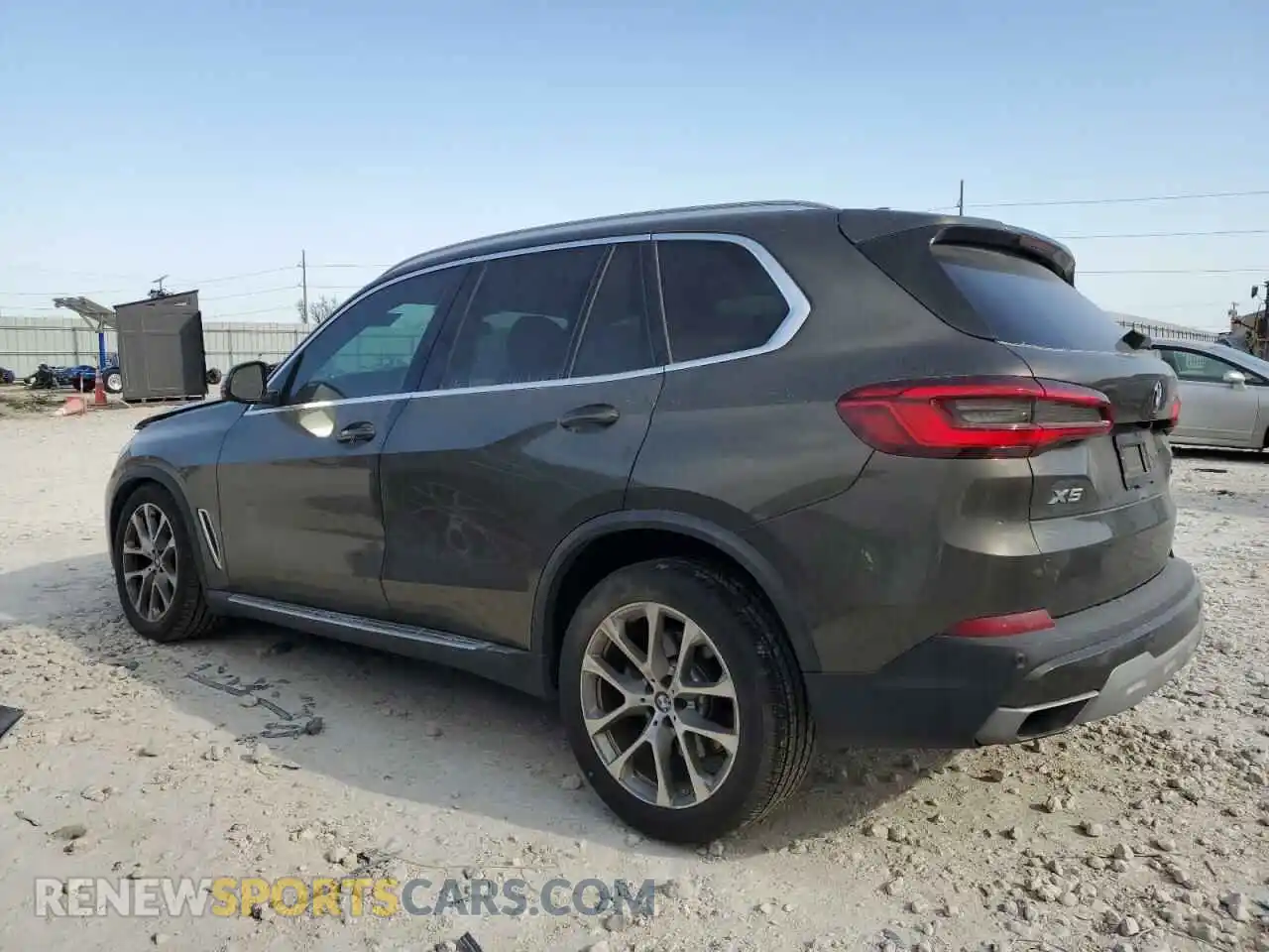 2 Photograph of a damaged car 5UXCR6C04L9B84393 BMW X5 2020