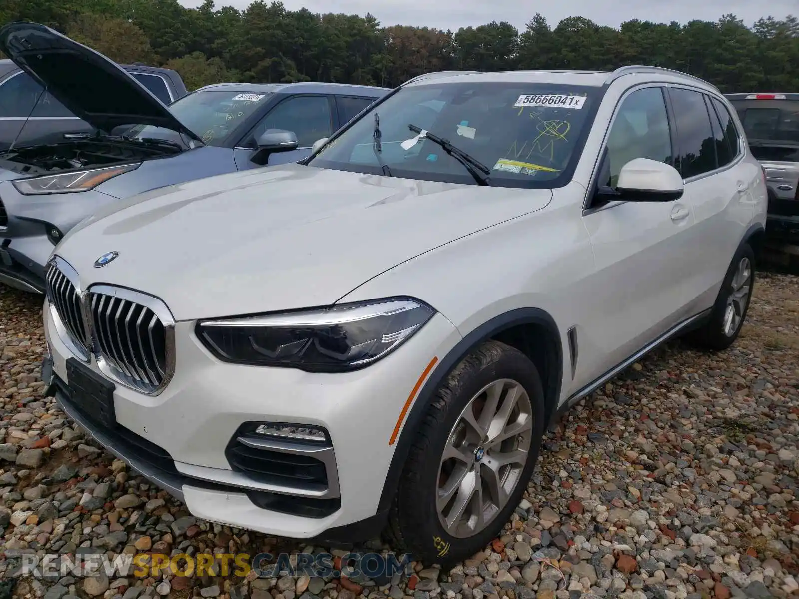 2 Photograph of a damaged car 5UXCR6C04L9D00109 BMW X5 2020
