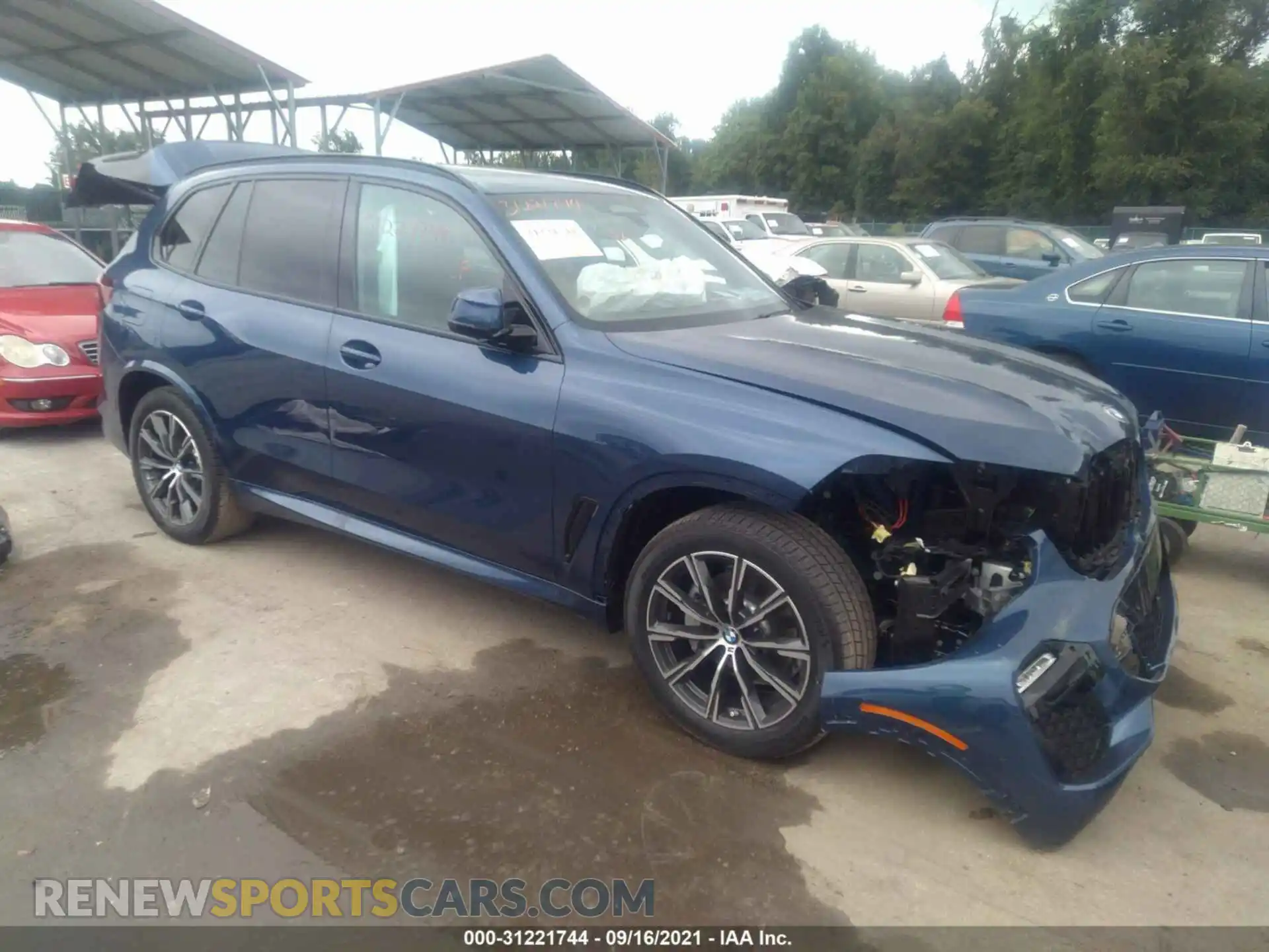 1 Photograph of a damaged car 5UXCR6C04L9D32901 BMW X5 2020