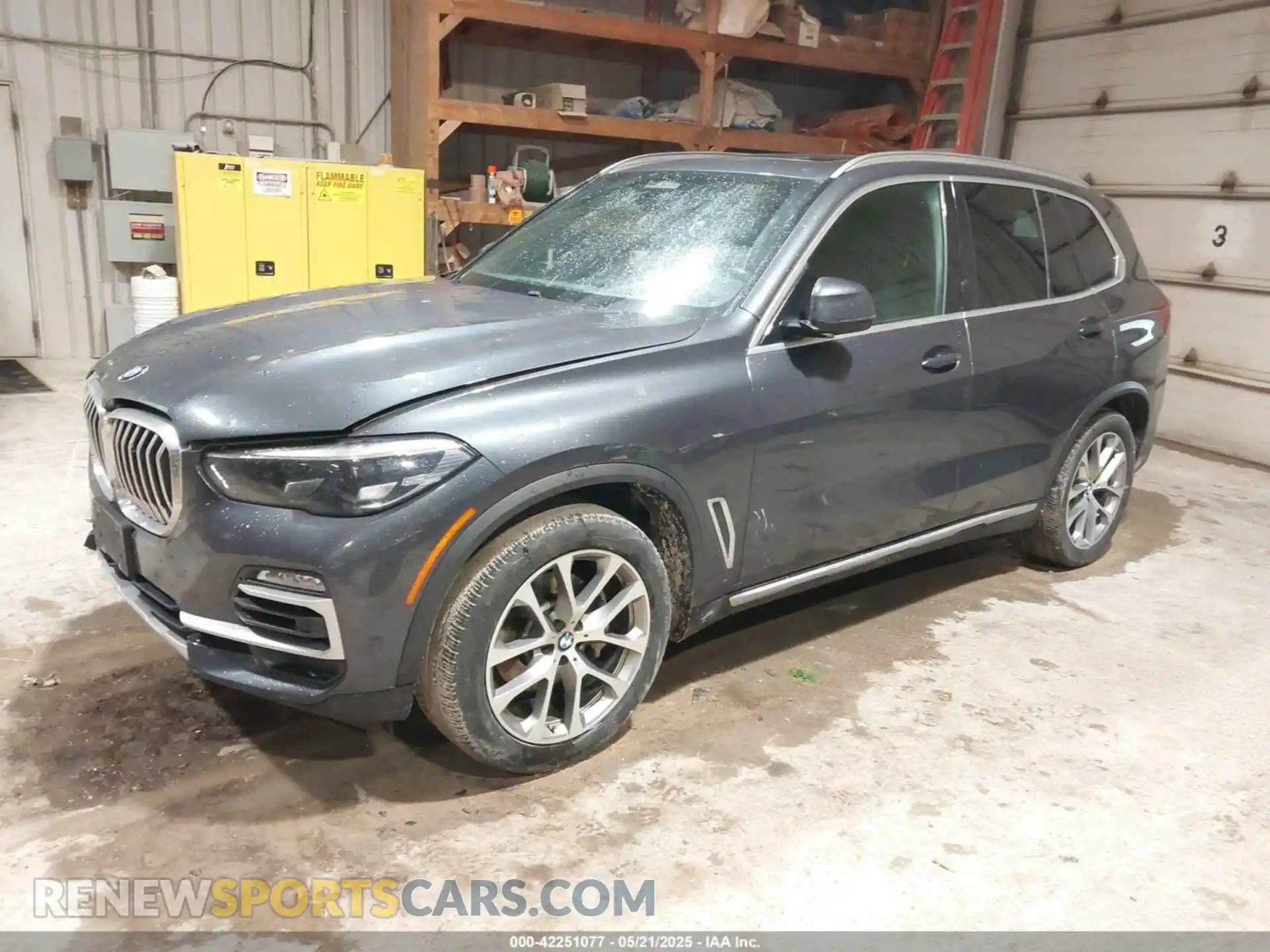 2 Photograph of a damaged car 5UXCR6C05L9B87142 BMW X5 2020