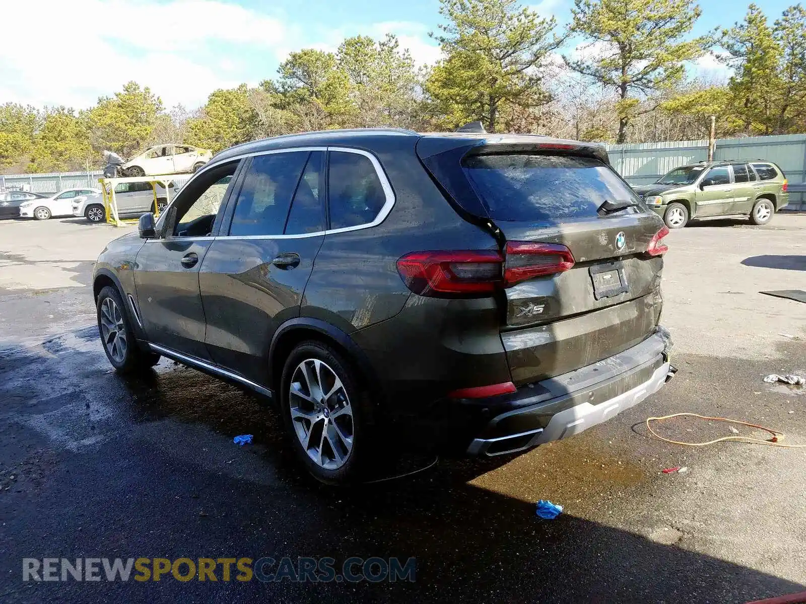 3 Photograph of a damaged car 5UXCR6C06L9B29508 BMW X5 2020