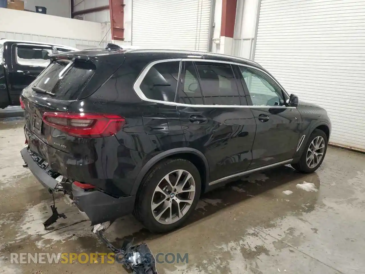 3 Photograph of a damaged car 5UXCR6C06L9B86484 BMW X5 2020