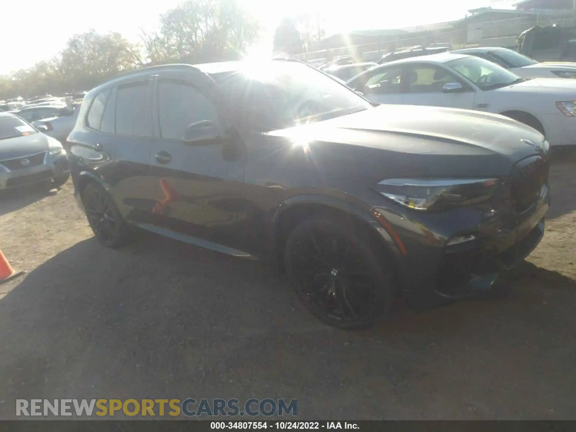 1 Photograph of a damaged car 5UXCR6C06L9C37806 BMW X5 2020