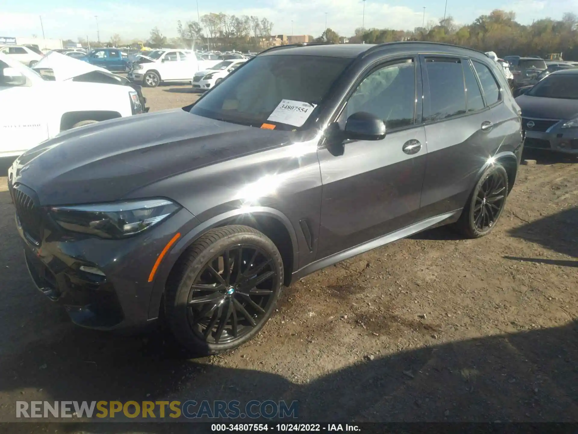 2 Photograph of a damaged car 5UXCR6C06L9C37806 BMW X5 2020